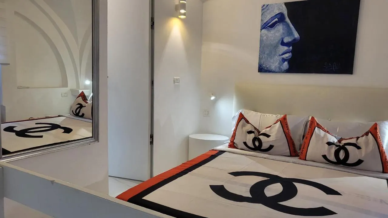 The White Colisseum Apartment Rome 0*,