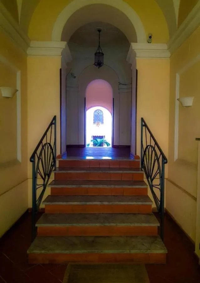 The White Colisseum Apartment Rome